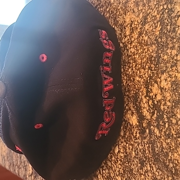 Detroit Red Wings Hat Cap by Reebok - Picture 2 of 6